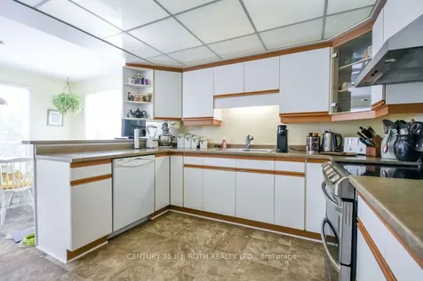 161 Shirley Avenue Barrie ON L4N 6E6