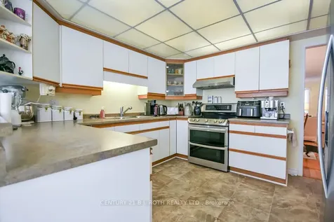 161 Shirley Avenue Barrie ON L4N 6E6