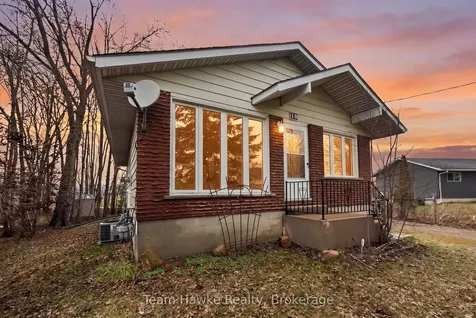 10 Sunset Crescent Severn ON L0K 1E0