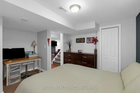 28 Dunnett Drive Barrie ON L4N 0J7
