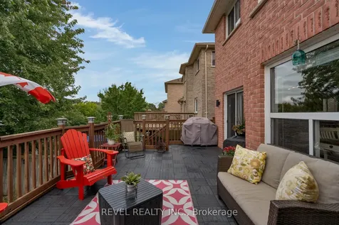 28 Dunnett Drive Barrie ON L4N 0J7