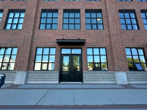 21 Matchedash Street S Orillia ON L3V 4W4