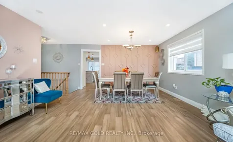 68 Benson Drive Barrie ON L4N 7Y2