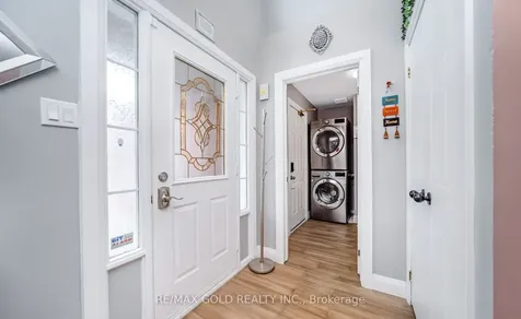 68 Benson Drive Barrie ON L4N 7Y2
