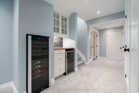 61 Oliver's Mill Road Springwater ON L9X 0S7