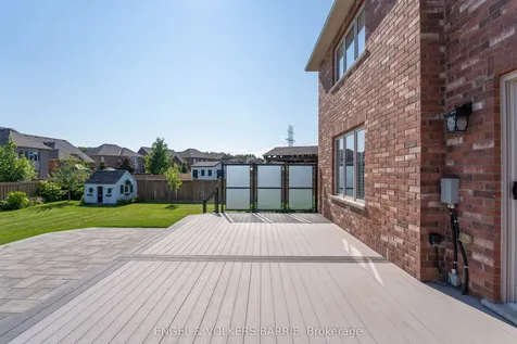 61 Oliver's Mill Road Springwater ON L9X 0S7