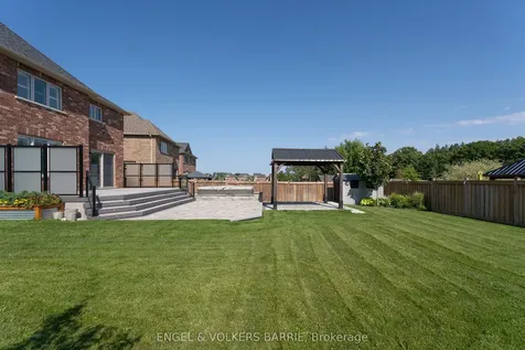 61 Oliver's Mill Road Springwater ON L9X 0S7