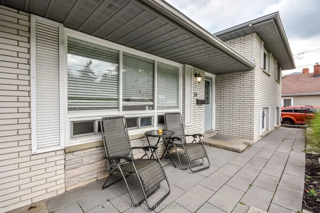 74 Baldwin Lane Barrie ON L4N 2W3