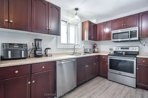 74 Baldwin Lane Barrie ON L4N 2W3