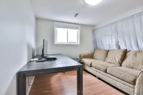 74 Baldwin Lane Barrie ON L4N 2W3