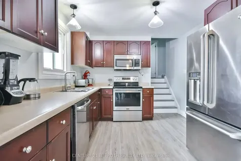 74 Baldwin Lane Barrie ON L4N 2W3