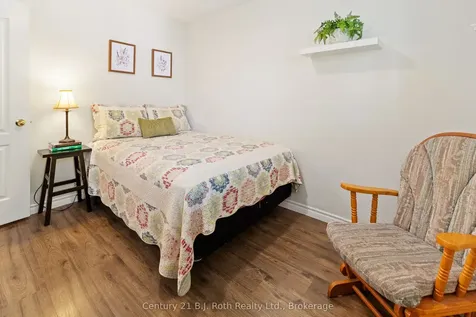 60 Donlands Court Severn ON L0K 1E0
