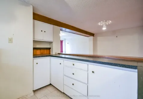3071 Mosley Street Wasaga Beach ON L9Z 1W7