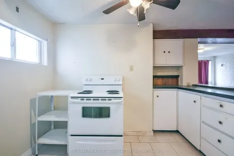 3071 Mosley Street Wasaga Beach ON L9Z 1W7
