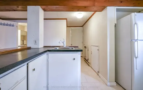 3071 Mosley Street Wasaga Beach ON L9Z 1W7