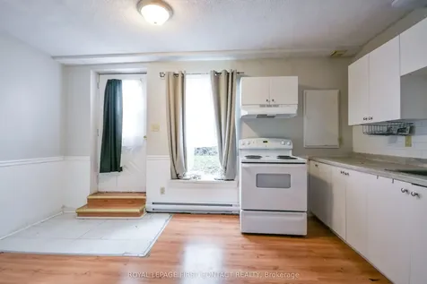 3071 Mosley Street Wasaga Beach ON L9Z 1W7