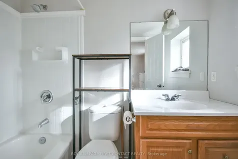 3071 Mosley Street Wasaga Beach ON L9Z 1W7