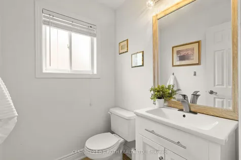45 White Elm Road Barrie ON L4N 0E5
