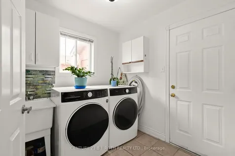 45 White Elm Road Barrie ON L4N 0E5