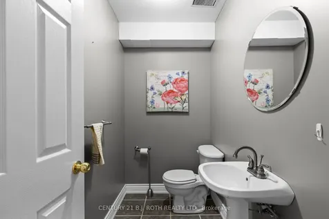 45 White Elm Road Barrie ON L4N 0E5