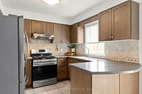 45 White Elm Road Barrie ON L4N 0E5