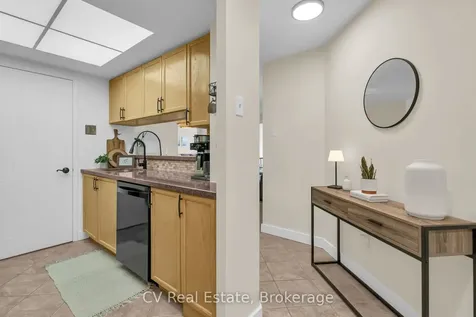 75 Ellen Street Barrie ON L4N 7R6