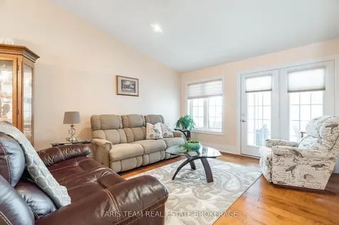 189 Greenway Drive Wasaga Beach ON L9Z 0E6