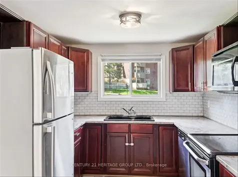 1 Shadowood Road Barrie ON L4N 7K5