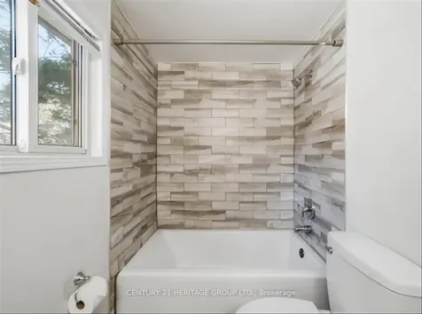 1 Shadowood Road Barrie ON L4N 7K5