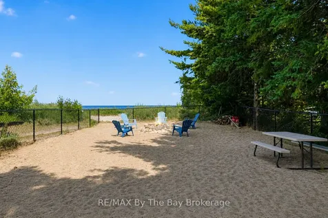 342 Coastline Drive Wasaga Beach ON L9Z 2M4
