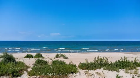342 Coastline Drive Wasaga Beach ON L9Z 2M4