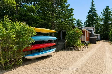 342 Coastline Drive Wasaga Beach ON L9Z 2M4