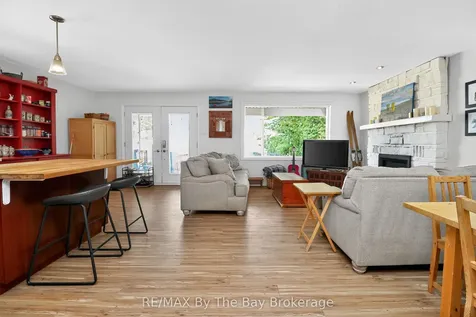 342 Coastline Drive Wasaga Beach ON L9Z 2M4