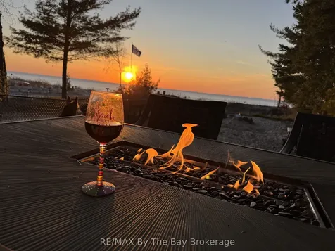 342 Coastline Drive Wasaga Beach ON L9Z 2M4
