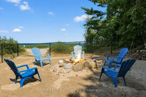 342 Coastline Drive Wasaga Beach ON L9Z 2M4