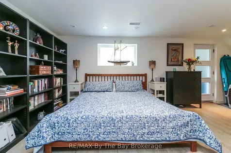 342 Coastline Drive Wasaga Beach ON L9Z 2M4
