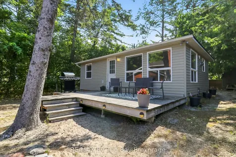 342 Coastline Drive Wasaga Beach ON L9Z 2M4
