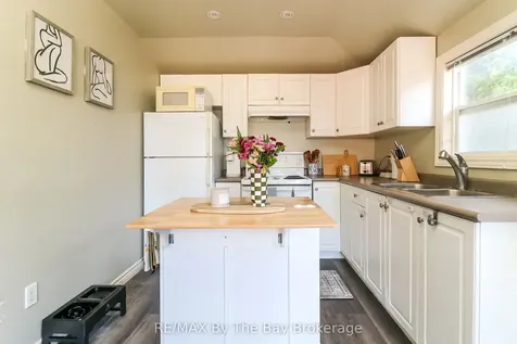 342 Coastline Drive Wasaga Beach ON L9Z 2M4