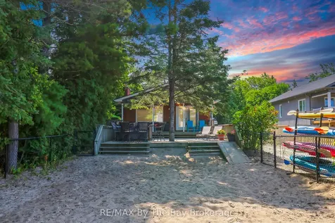 342 Coastline Drive Wasaga Beach ON L9Z 2M4