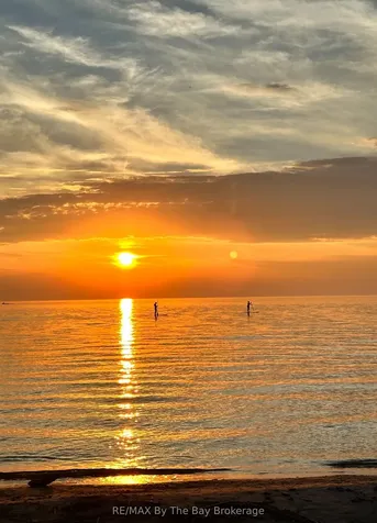 342 Coastline Drive Wasaga Beach ON L9Z 2M4