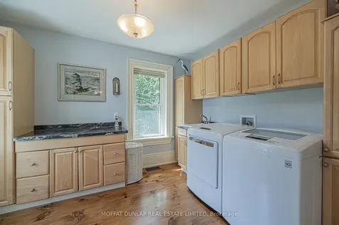 305 Bass Lake Side Road Oro-medonte ON L0L 2E0