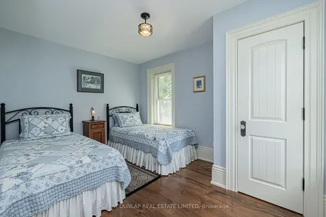 305 Bass Lake Side Road Oro-medonte ON L0L 2E0