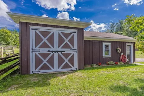 305 Bass Lake Side Road Oro-medonte ON L0L 2E0