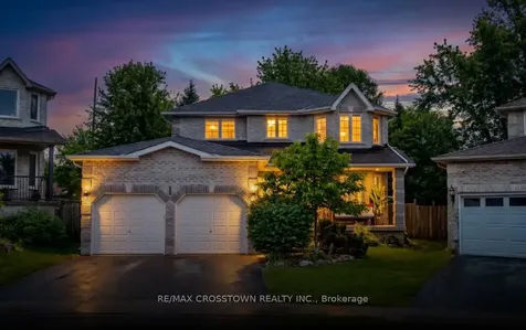 18 Stoneybrook Crescent Barrie ON L4N 0A5