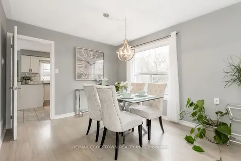 18 Stoneybrook Crescent Barrie ON L4N 0A5