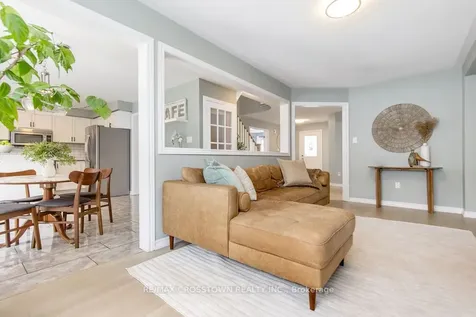 18 Stoneybrook Crescent Barrie ON L4N 0A5