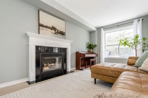 18 Stoneybrook Crescent Barrie ON L4N 0A5