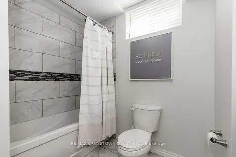 18 Stoneybrook Crescent Barrie ON L4N 0A5