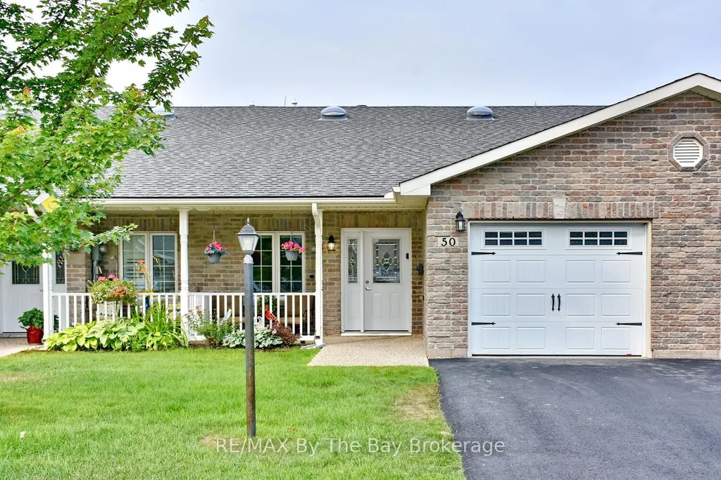50 Clover Crescent Wasaga Beach ON L9Z 0G4