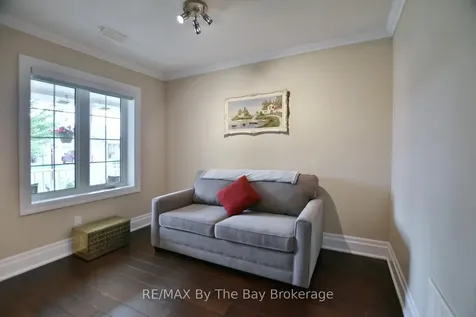 50 Clover Crescent Wasaga Beach ON L9Z 0G4